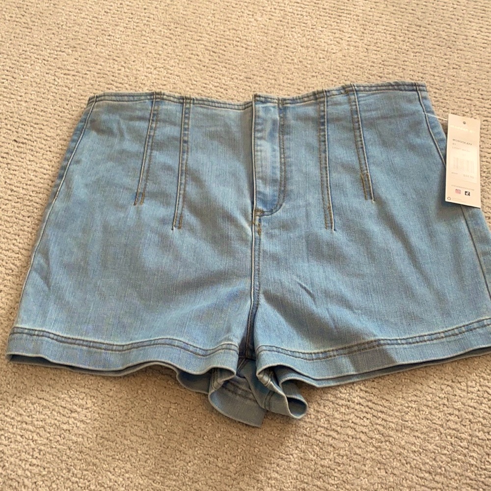 Madden Girl Vixen Ultra High Rise Jean Short